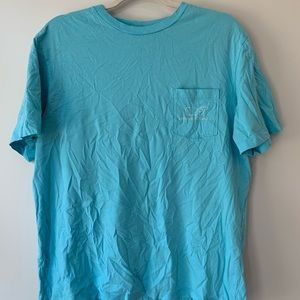 Light blue vineyard vines t shirt